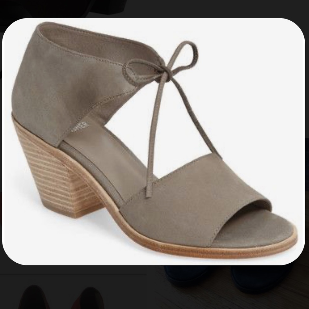 Eileen Fisher- Ann ankle Sandal